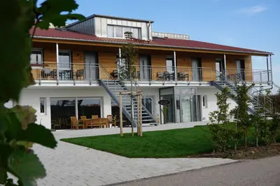 Das Gebäude in dem sich die Ferienwohnung befindet