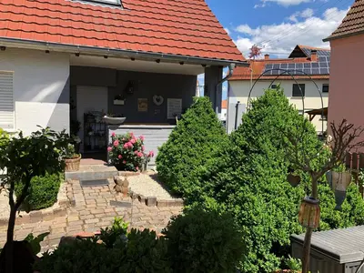 Ein Garten an der Unterkunft Ferien- und Monteurswohnung Heilbrunnen