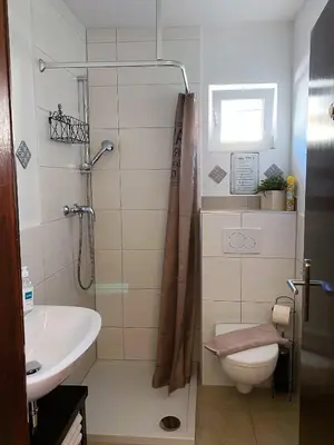 Ein Badezimmer in der Unterkunft Ferien- und Monteurswohnung Heilbrunnen