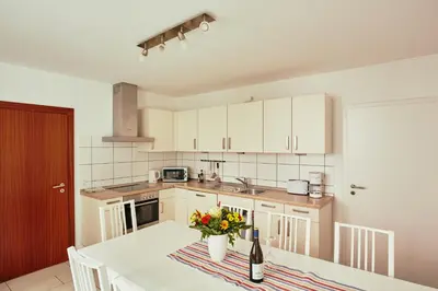 Küche/Küchenzeile in der Unterkunft Ferienhaus Sommerweide 160qm bis 10P