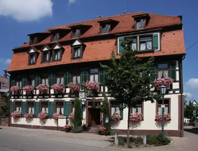 Das Gebäude in dem sich das Hotel befindet