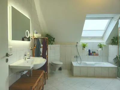 Ein Badezimmer in der Unterkunft 70qm Wohnung, 76771 Hördt, Naturschutzgebiet, Rheinland-Pfalz