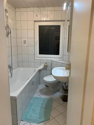 Ein Badezimmer in der Unterkunft Moderne 2 Zimmer Wohnung mit Vollausstattung