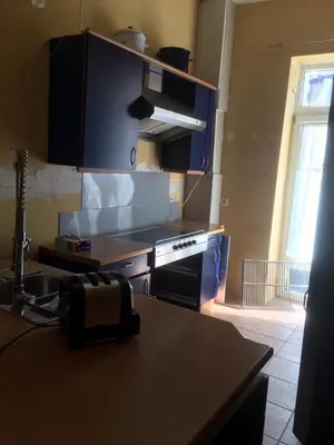 Küche/Küchenzeile in der Unterkunft Zimmer im Dachgeschoss