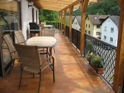 Ein Balkon oder eine Terrasse in der Unterkunft Ferienwohnung Schehl