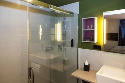 Ein Badezimmer in der Unterkunft Schlosshotel Monrepos
