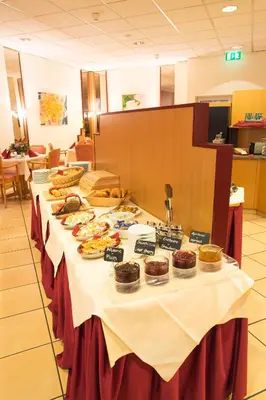 Essen im Hotel oder in der Nähe