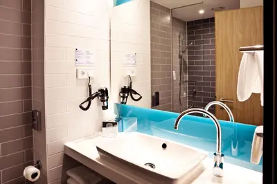 Ein Badezimmer in der Unterkunft Holiday Inn Express - Darmstadt by IHG