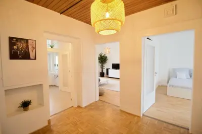 Ein Bett oder Betten in einem Zimmer der Unterkunft Fantastic Apartment in Enchanting Neighbourhood