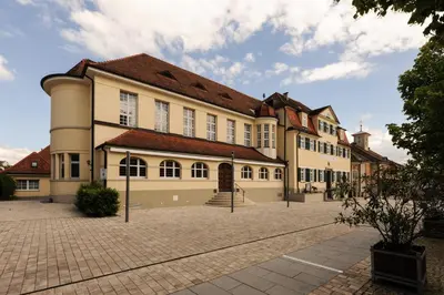 Das Gebäude in dem sich das Hotel befindet