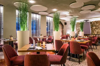 Ein Restaurant oder anderes Speiselokal in der Unterkunft Hotel Vorfelder