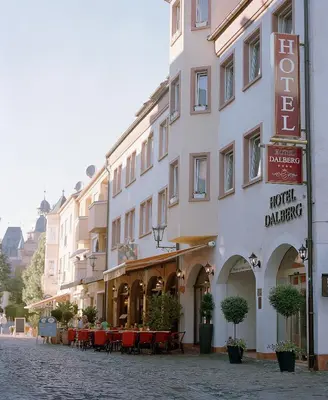 Das Gebäude in dem sich das Hotel befindet