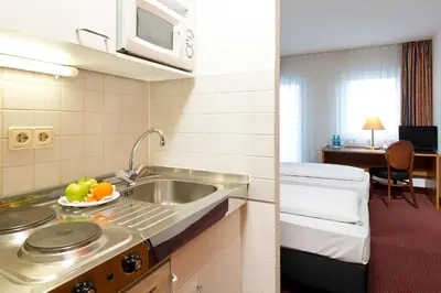 Küche/Küchenzeile in der Unterkunft ACHAT Hotel Darmstadt Griesheim