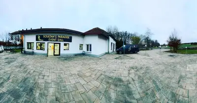 Das Gebäude in dem sich das Hotel befindet