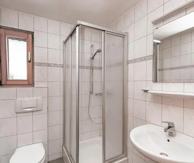 Ein Badezimmer in der Unterkunft Hotel Bett & Frühstück