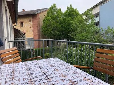 Ein Balkon oder eine Terrasse in der Unterkunft Apartment in Landau Stadtoase