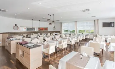 TV/Unterhaltungsangebot in der Unterkunft Best Western Queens Hotel Pforzheim-Niefern