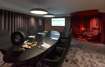 Ein Sitzbereich in der Unterkunft Holiday Inn Stuttgart by IHG