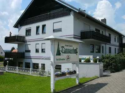 Das Gebäude in dem sich das Hotel befindet