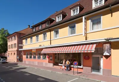 Das Gebäude in dem sich das Hotel befindet