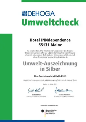 Ein Zertifikat, Auszeichnung, Logo oder anderes Dokument, das in der Unterkunft Hotel INNdependence ausgestellt ist