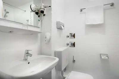 Ein Badezimmer in der Unterkunft acora Karlsruhe Zentrum Living the City