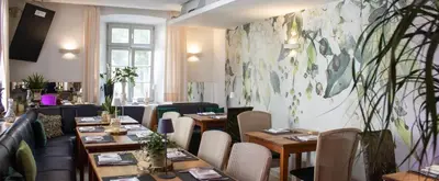 Ein Sitzbereich in der Unterkunft Landhotel zum Schwanen mit Restaurant Mona Liza