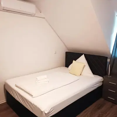 Ein Bett oder Betten in einem Zimmer der Unterkunft Hotel Hasselberg