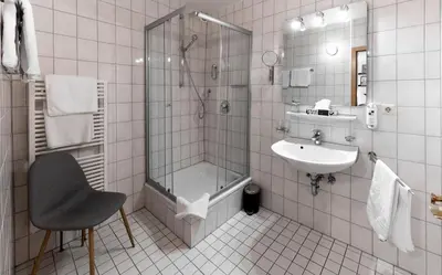Ein Badezimmer in der Unterkunft Hotel Beim Schupi Karlsruhe