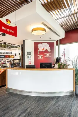 Ein Zertifikat, Auszeichnung, Logo oder anderes Dokument, das in der Unterkunft Serways Hotel Bruchsal West ausgestellt ist