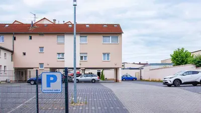 Das Gebäude in dem sich das Hotel befindet