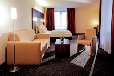 Ein Sitzbereich in der Unterkunft Adler Hotel & Restaurant Groß-Gerau