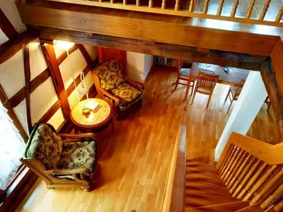Ein Sitzbereich in der Unterkunft Ferienhaus Marré - mit Grill, Feuerstelle und Gartensauna