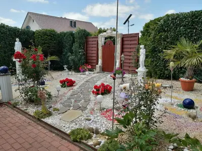 Ein Garten an der Unterkunft Apartment Natali
