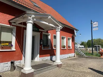 Das Gebäude in dem sich das Aparthotel befindet
