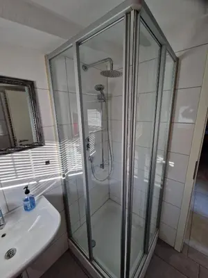 Ein Badezimmer in der Unterkunft Haus Rheinsheimer Scheuer