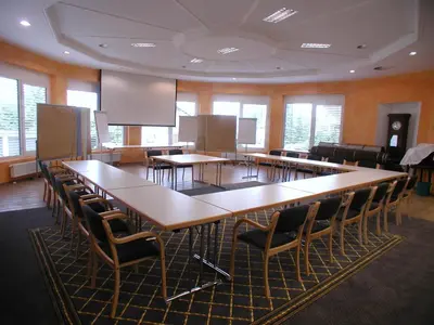 Der Geschäftsbereich oder Konferenzraum in der Unterkunft Flair Hotel Landgasthof Roger