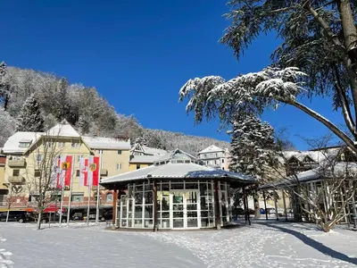 Ein allgemeiner Bergblick oder ein Berglick von des Hotels aus