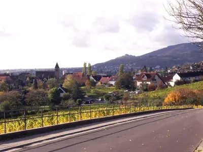 Ein allgemeiner Bergblick oder ein Berglick von der Ferienwohnung aus