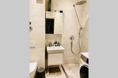 Ein Badezimmer in der Unterkunft Altbauwohnung am Gutenbergplatz