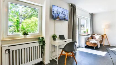 TV/Unterhaltungsangebot in der Unterkunft Studio HIRSCH56 - Zentral-Ruhig-Terrasse-Netflix
