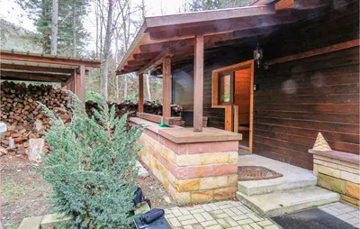 Ein Garten an der Unterkunft Gorgeous Home In Merzalben With Wifi
