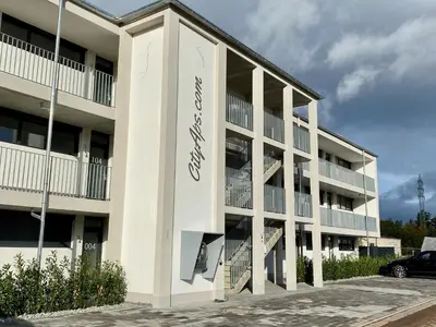 Das Gebäude in dem sich das Aparthotel befindet