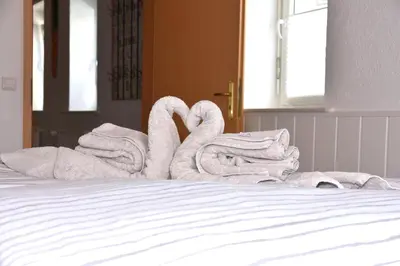 Ein Bett oder Betten in einem Zimmer der Unterkunft FeWo 1 - Deidesheim