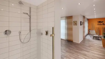 Ein Badezimmer in der Unterkunft Hotel Newton Heilbronn