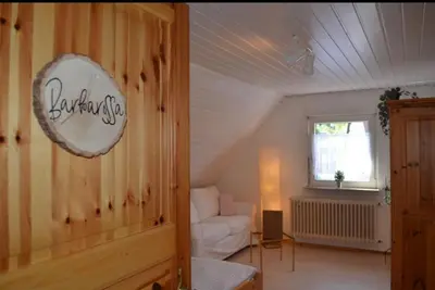 Ein Bett oder Betten in einem Zimmer der Unterkunft Ferienhaus Bärbelstein Barbarossa