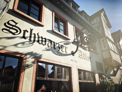Ein Zertifikat, Auszeichnung, Logo oder anderes Dokument, das in der Unterkunft Schwarzer Adler ausgestellt ist