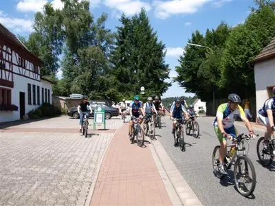 Radfahren an der Unterkunft Landgasthof & Hotel 