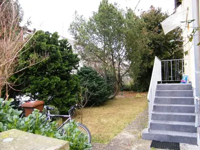 Ein Garten an der Unterkunft Pension mit Herz und Garten