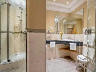 Ein Badezimmer in der Unterkunft Hotel Lamm